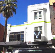 V Backpackers - Accommodation QLD