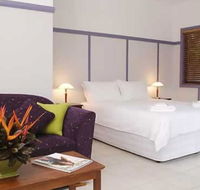 Cavvanbah Beach House - Accommodation QLD