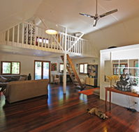 Acacia Dreaming At Light On Retreat - Accommodation QLD