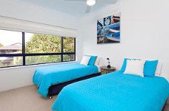 A Bay Breeze - Accommodation QLD 3