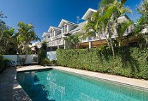 Avalon - Accommodation QLD 0