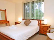 Beachfront On Lawson - Accommodation QLD 4