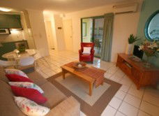 Cossies - Accommodation QLD 3
