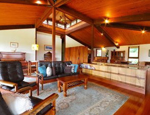 Cape Breeze - Accommodation QLD 1