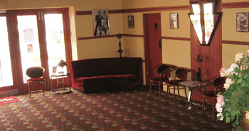 Cygnet Como Cinema - Accommodation QLD 2