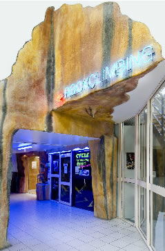Cliffhanger Climbing Gym - Accommodation QLD 1