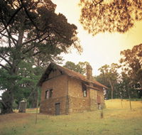 Heysen - The Cedars - Accommodation QLD