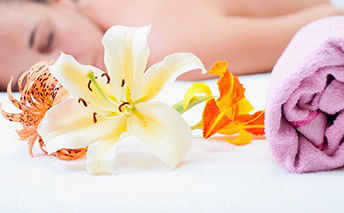 Harbour Day Spa - Raby Bay - Accommodation QLD 2