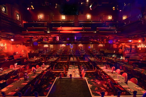 Draculas Cabaret Restaurant - Accommodation QLD 1