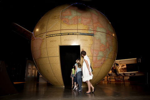 Hinkler Hall Of Aviation - Accommodation QLD 2