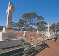 Coolgardie Cemetery - Accommodation QLD