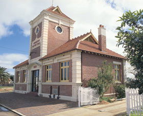 Merredin Town Hall - Accommodation QLD 0