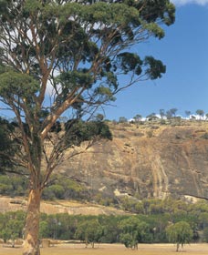 Doodenanning WA Accommodation QLD