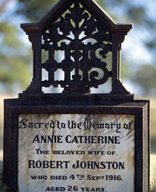 Old Southern Cross Cemetery - Accommodation QLD 0