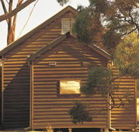 St Lukes Anglican Church - Accommodation QLD