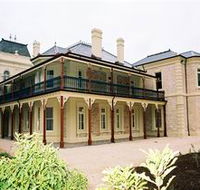 Auchendarroch House and Wallis Tavern - Accommodation QLD