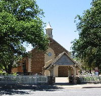 St George Church and Cemetery Tours - Accommodation QLD