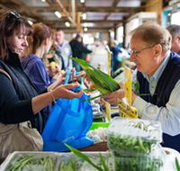 Mount Pleasant Farmers Market - Accommodation QLD