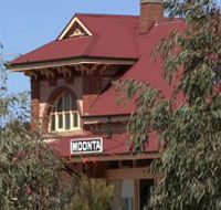 Moonta Tourist Office - Accommodation QLD