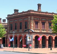 Port Community Arts Centre - Accommodation QLD
