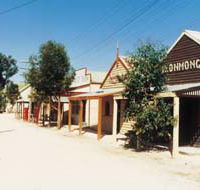 Old Tailem Town Pioneer Village - Accommodation QLD
