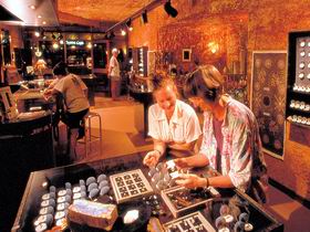 Opal World - Accommodation QLD 0