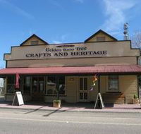 Dolly's Golden Raintree Craft and Heritage Centre - Accommodation QLD