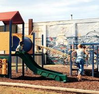 Susan Wilson Memorial Playground - Accommodation QLD