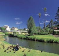 Strathalbyn Market - Accommodation QLD