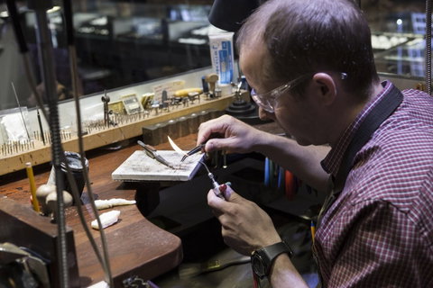 Unique Opal And Diamond Mine  - The Underground Opal Mine - Accommodation QLD 7