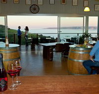 Dudley Cellar Door - Accommodation QLD