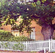Oak Lodge - Accommodation QLD
