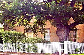Oak Lodge - Accommodation QLD 0