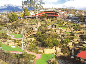Putters Adventure Golf - Accommodation QLD 0
