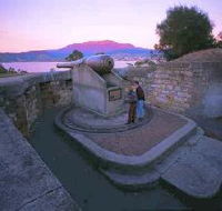 Kangaroo Bluff Historic Site - Accommodation QLD