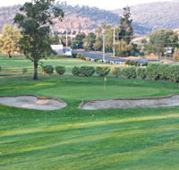 New Town Bay Golf Club - Accommodation QLD