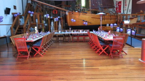 Bass & Flinders Centre - Accommodation QLD 6