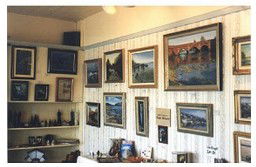 Unique Bieniek Fine Arts And Gallery - Accommodation QLD 0