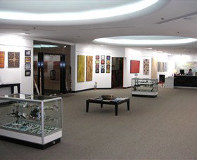 Mbantua Gallery Darwin - Accommodation QLD 0