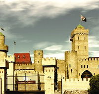 Sunshine Castle Bli Bli - Accommodation QLD