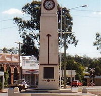 Goomeri War Memorial Clock - Accommodation QLD