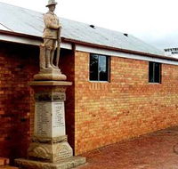 Westbrook War Memorial - Accommodation QLD