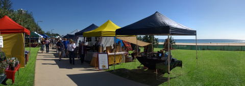 Broadbeach Beachfront Markets - Accommodation QLD 7