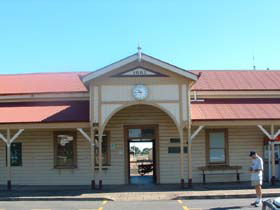 Maryborough Railway Station - Accommodation QLD 0