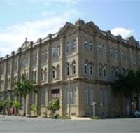 Walter Reid Cultural Centre - Accommodation QLD
