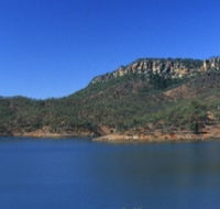 Lake Cania - Accommodation QLD