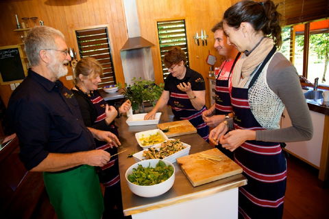 Wild Lime Cooking School - Accommodation QLD 0