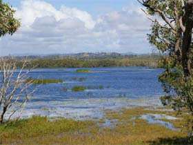 Lake Barfield - Accommodation QLD 0