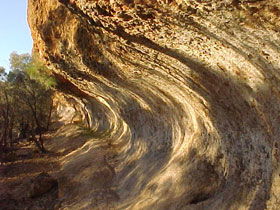 Wave Rock Trail - Accommodation QLD 0