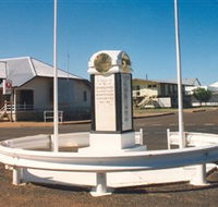 Cloncurry War Memorial - Accommodation QLD